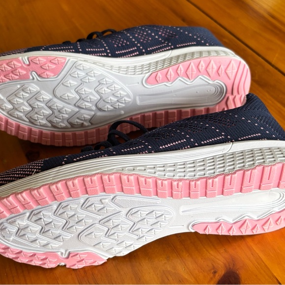 Navy and Pink Women's Athletic Running Shoes. - Picture 4 of 15